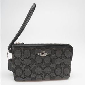 NEW Coach clutch / wallet / small purse